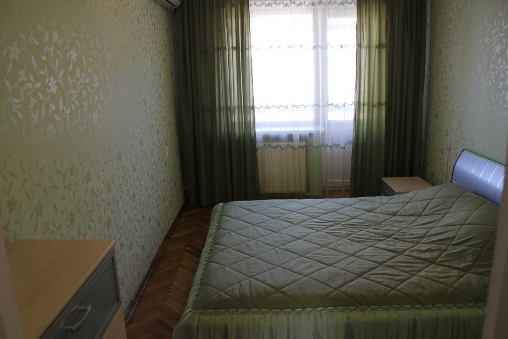 Hotel Ukraine ชึโตเมอร์ ภายนอก รูปภาพ