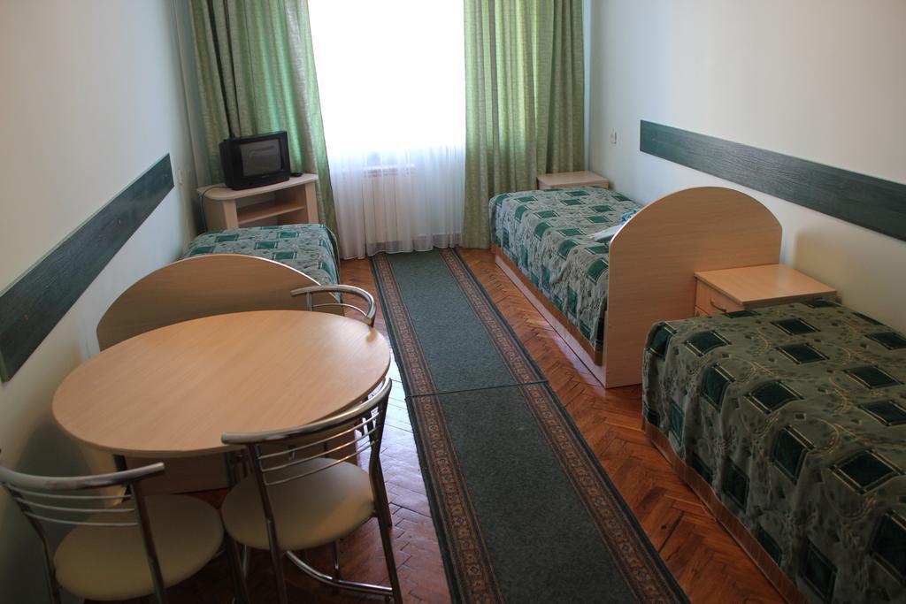 Hotel Ukraine ชึโตเมอร์ ห้อง รูปภาพ